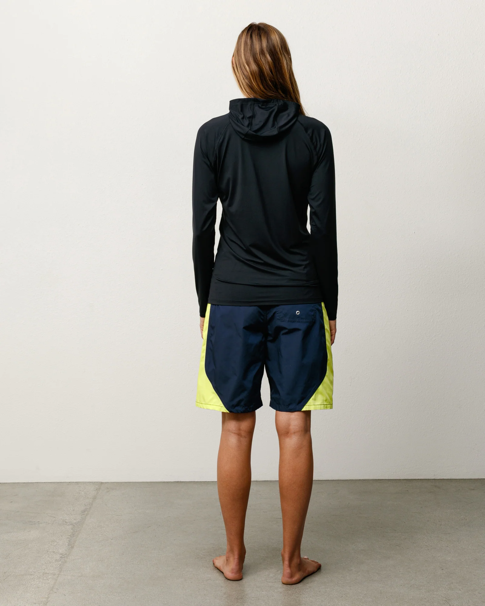 HOODED RASH GUARD - Image 4