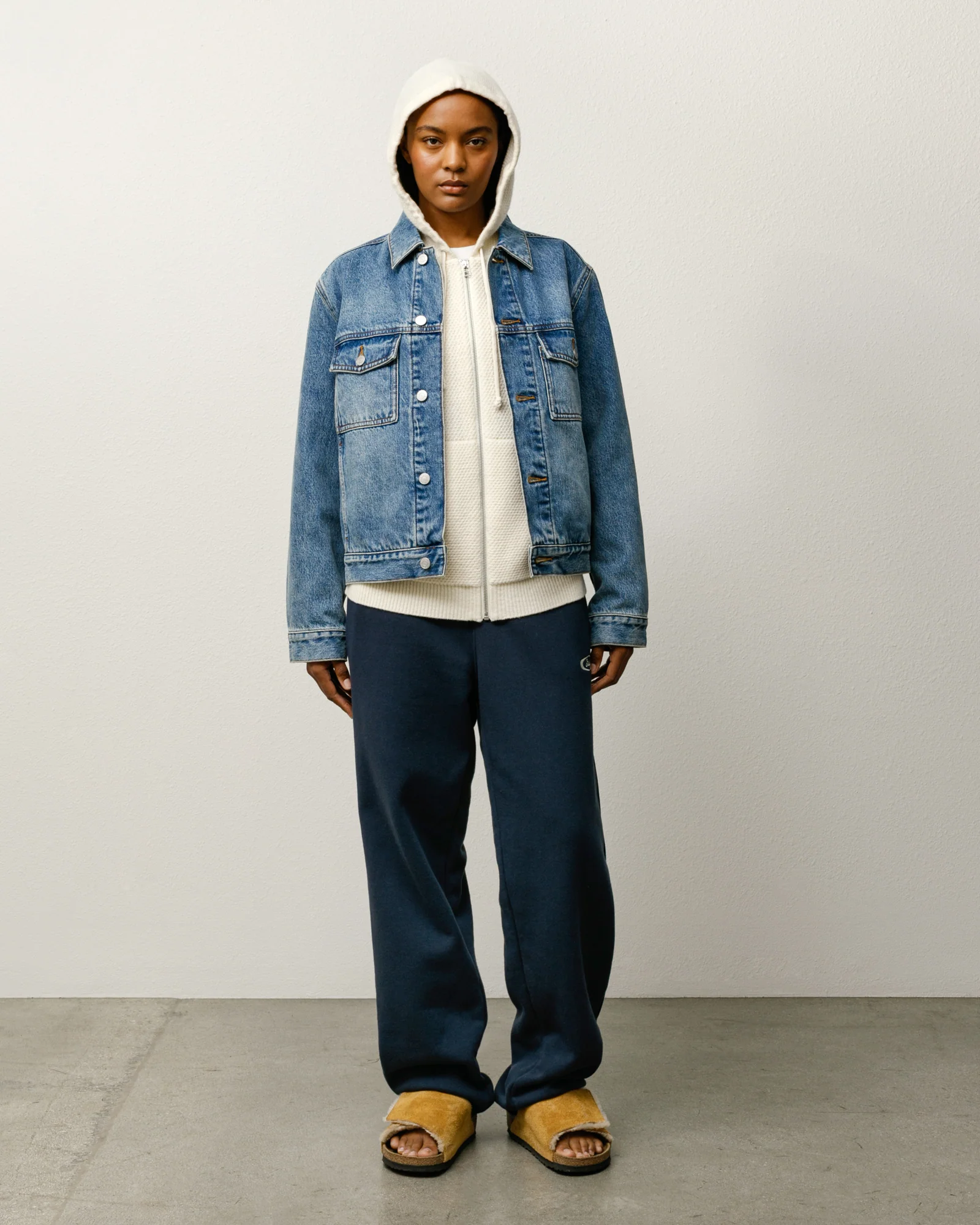 LINED DENIM TRUCKER JACKET - Image 3