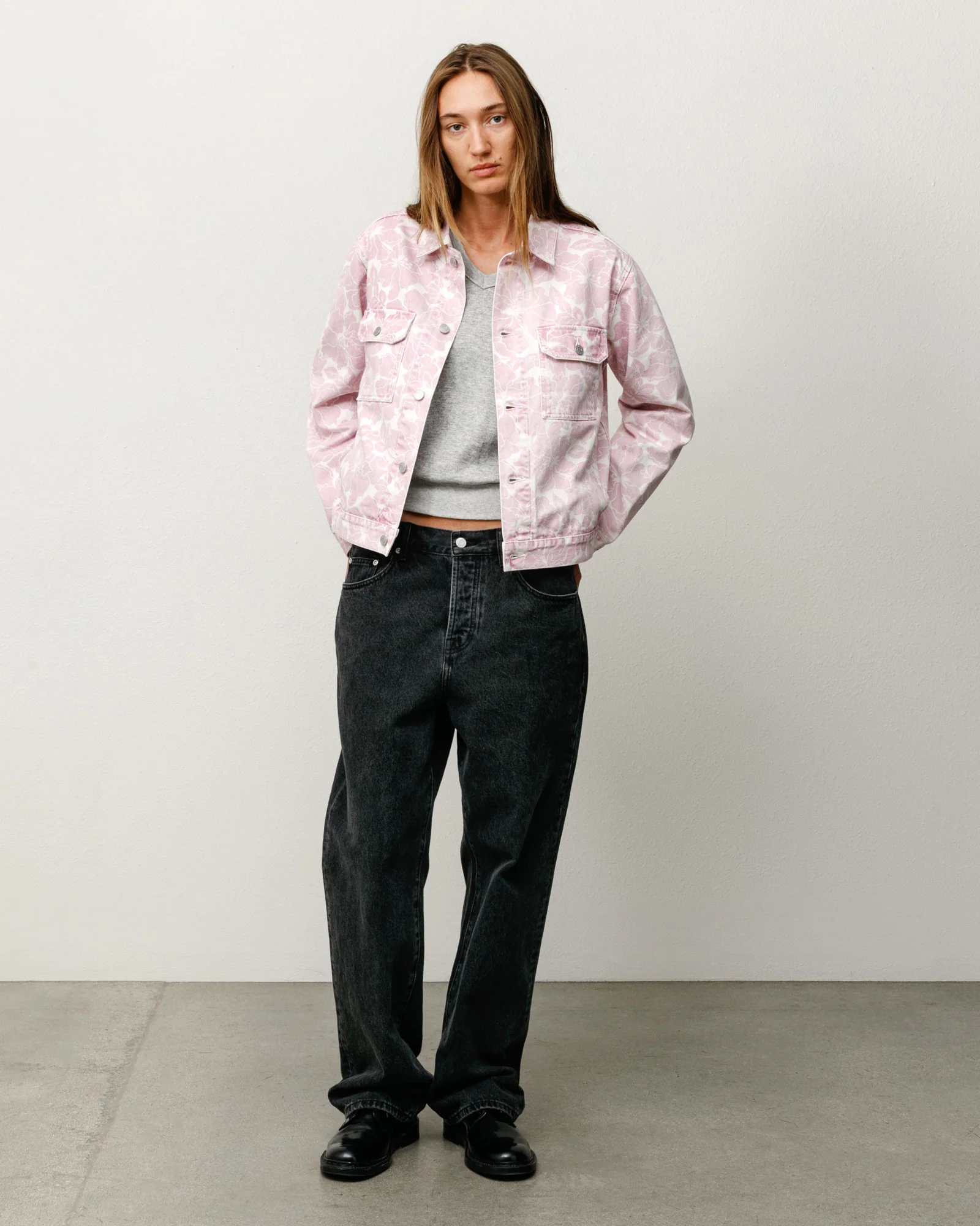DENIM TRUCKER JACKET