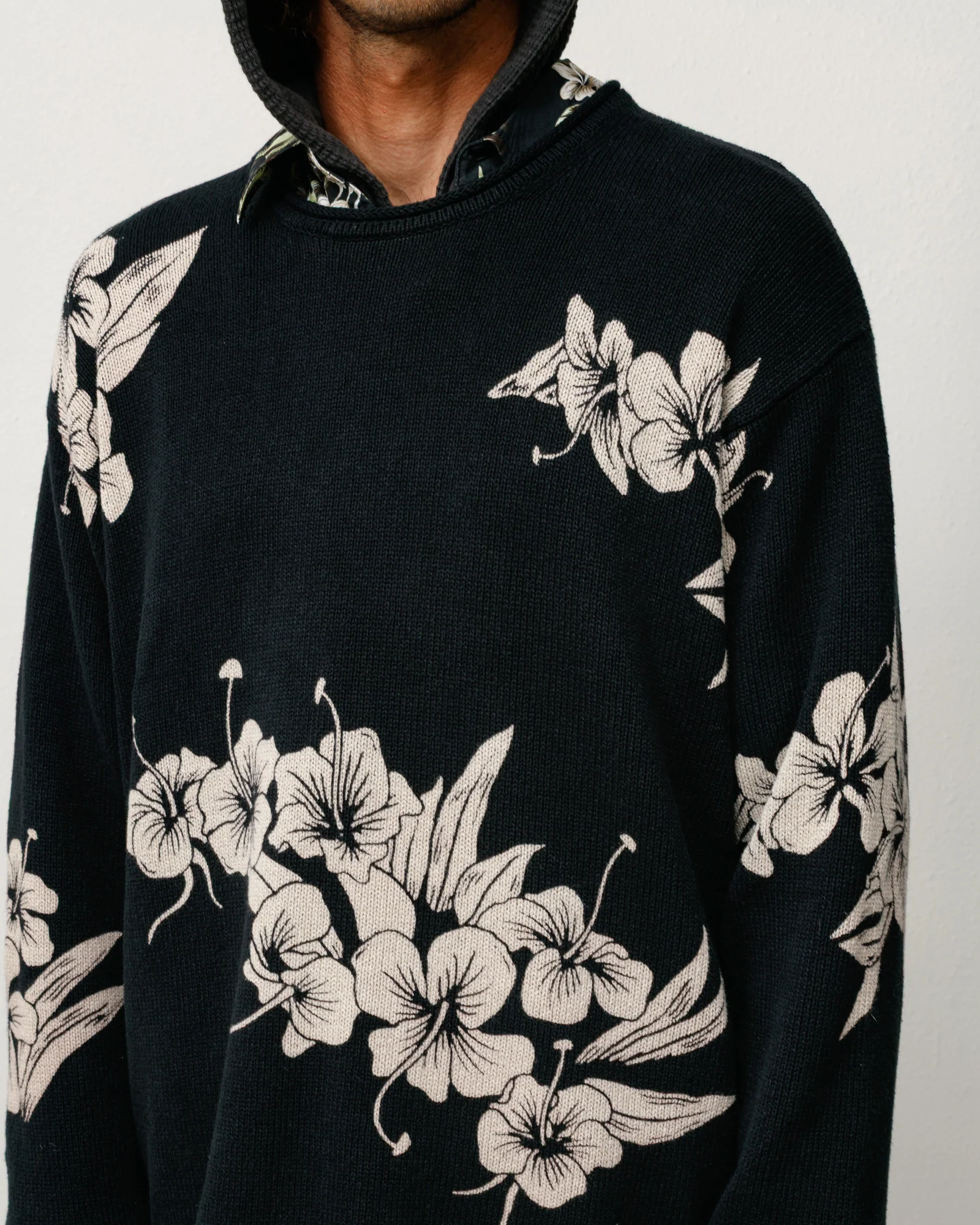 FLORAL ROLL NECK SWEATER - Image 2