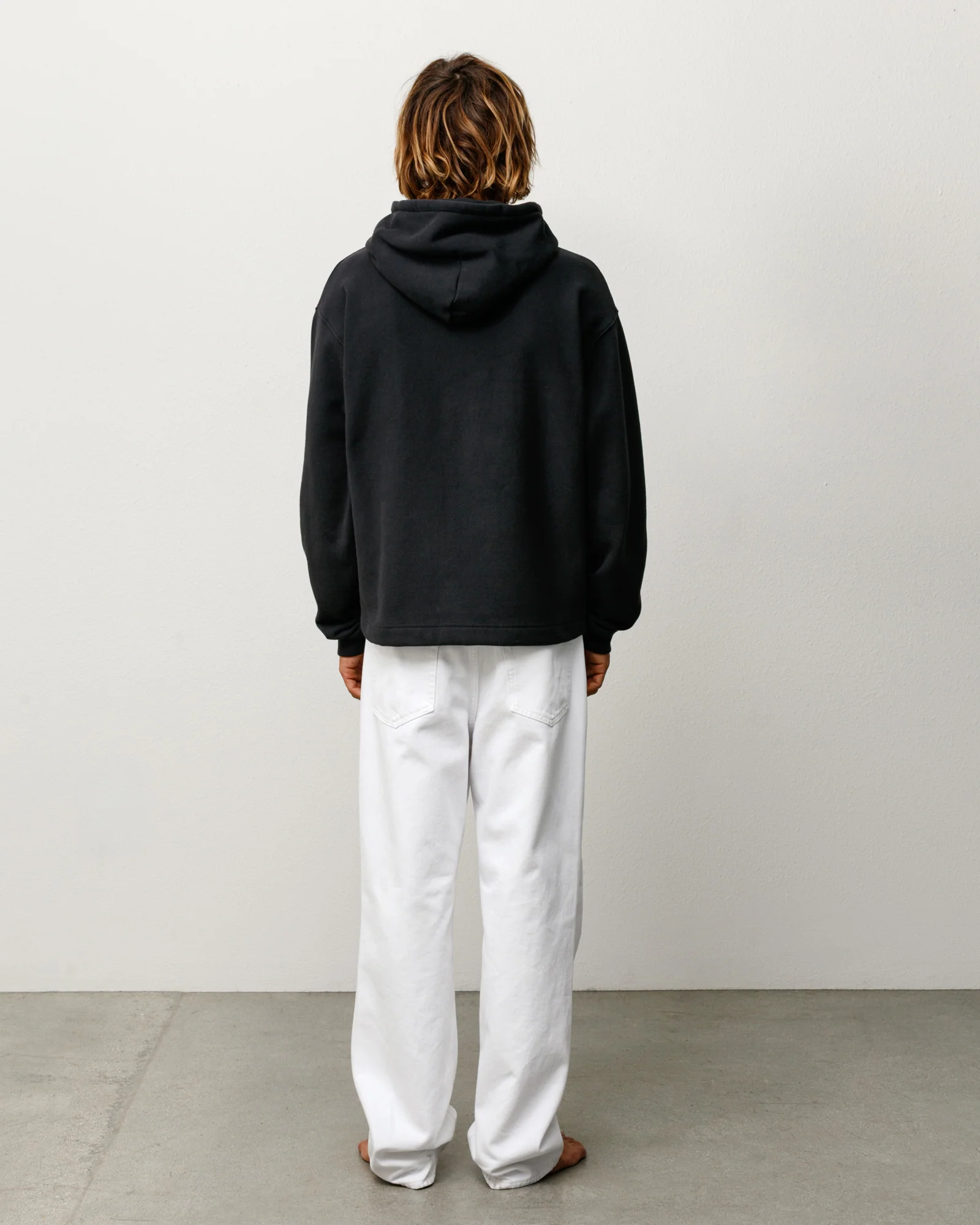 OVAL PULLOVER HOODIE - Image 3