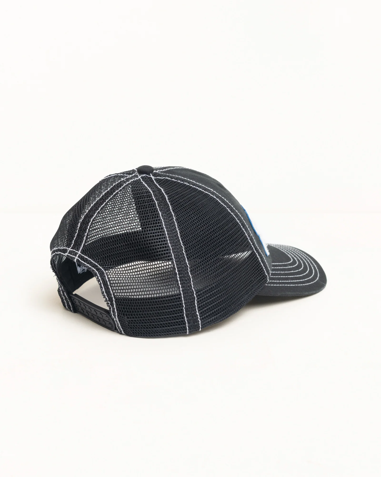 BURLY THREADS TRUCKER - Image 3