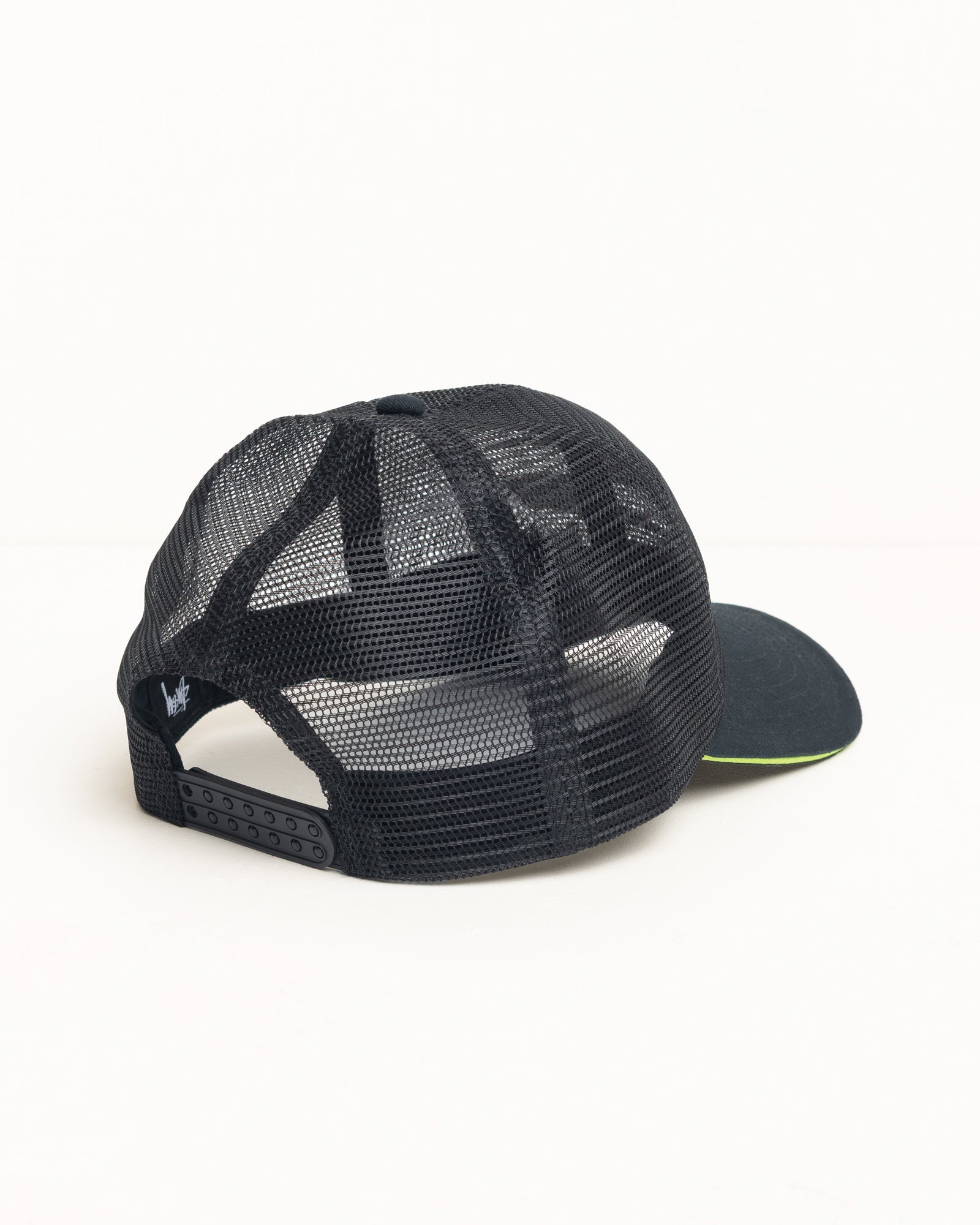 MOTO S MESH TRUCKER - Image 3