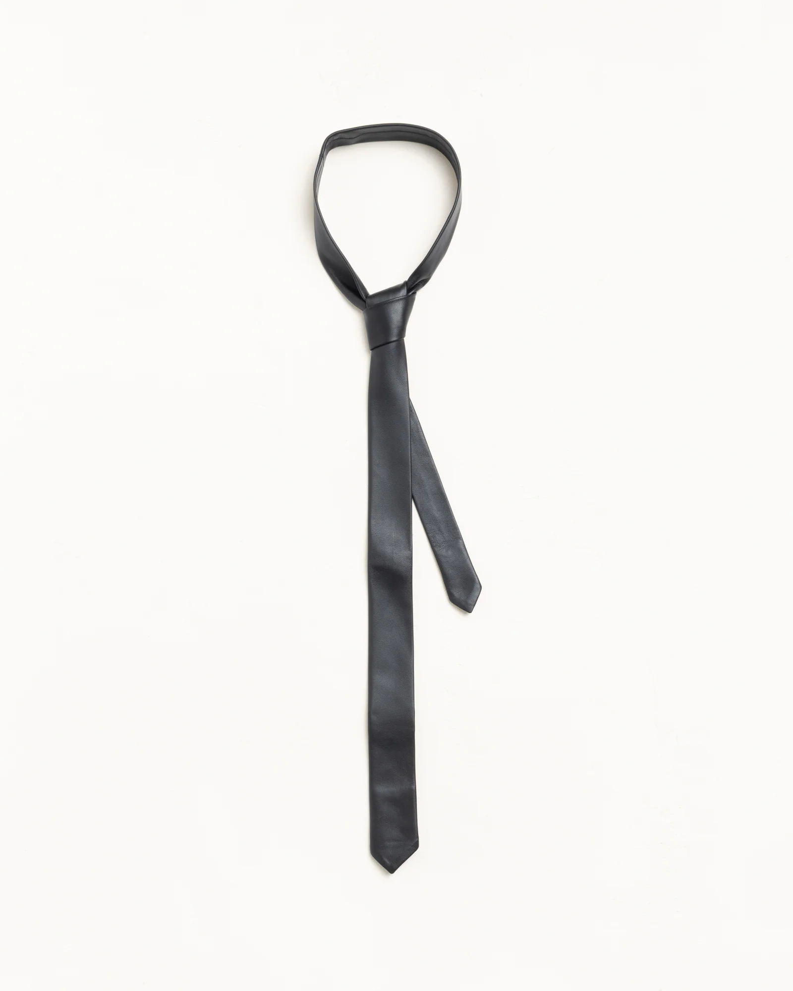 LEATHER TIE