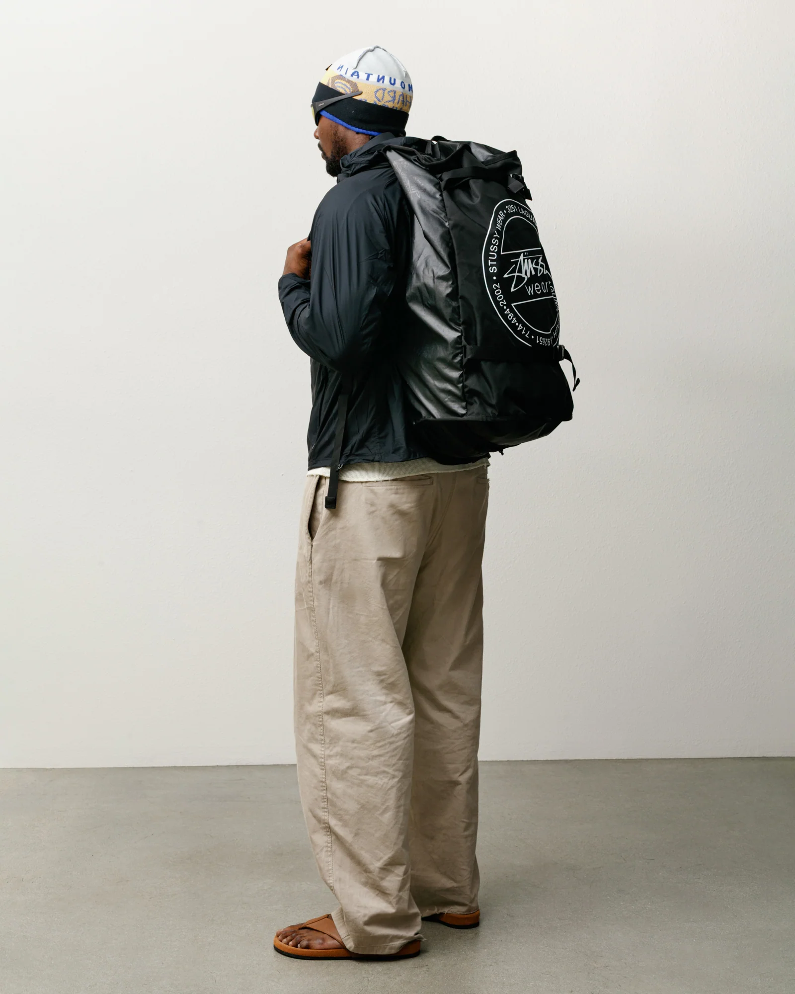 STÜSSY & MOUNTAIN HARDWEAR CAMP 4 DUFFLE 65L - Image 5
